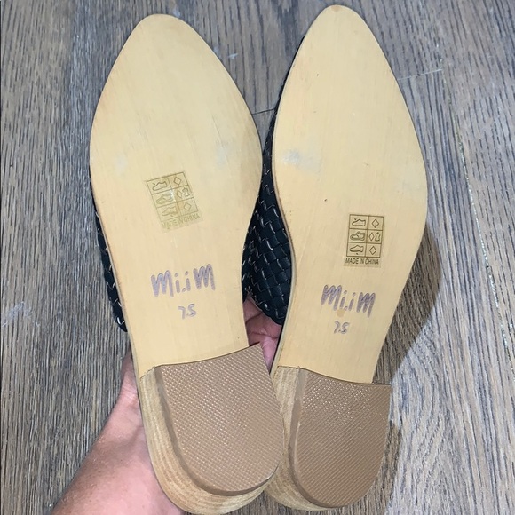 NIB Selene Basketweave mules - Picture 3 of 4